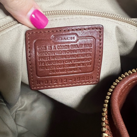 Vintage Coach Legacy Duffle - Picture 7 of 9
